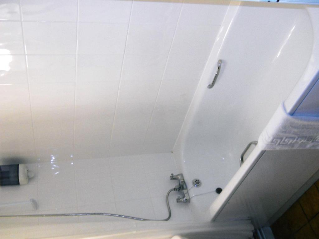 The Oakland Hotel Woodham Ferrers Room photo